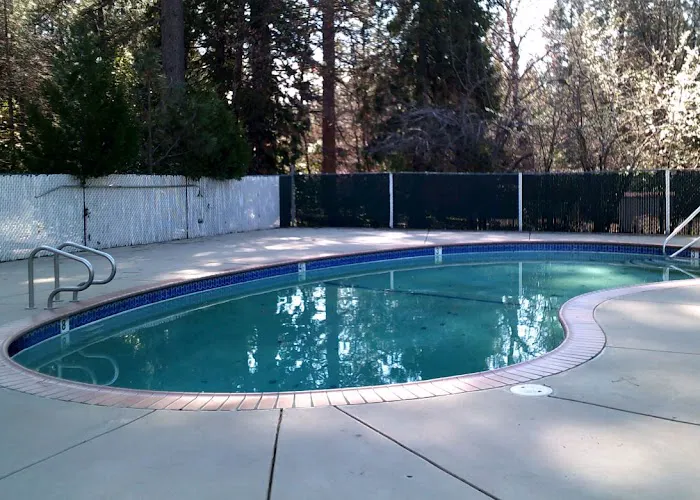 Hillcrest Mobile Home Park Picture 2