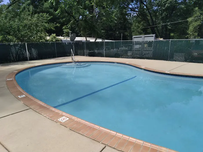Hillcrest Mobile Home Park Picture 5