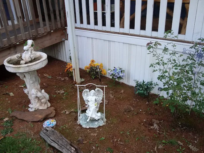 Hillcrest Mobile Home Park Picture 10