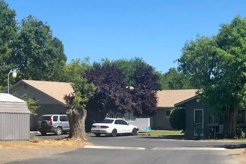 Hamilton City Mobile Home Community Picture 10