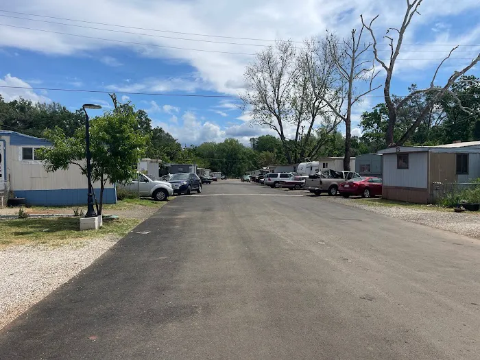 Iron Oaks Estates Picture 1