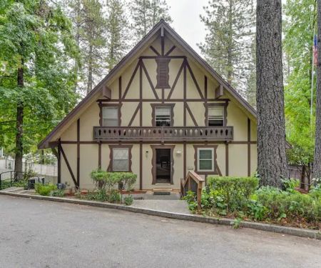 Grass Valley Mobile Home Village