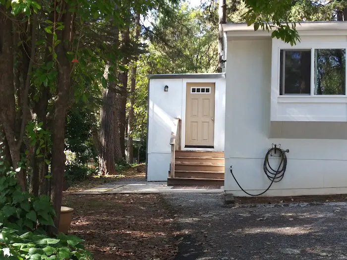 Grass Valley Mobile Home Village Picture 7