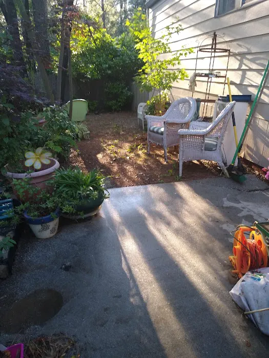 Grass Valley Mobile Home Village Picture 5