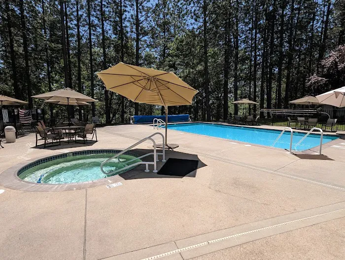 Ponderosa Pines Mobile Home Picture 1