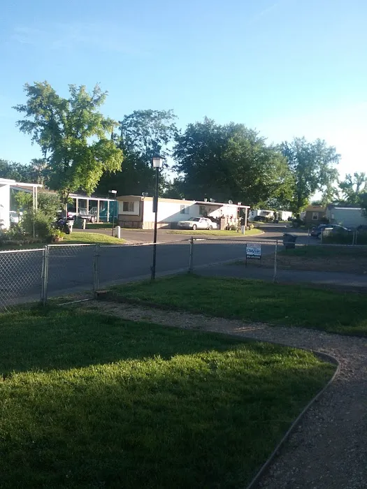 Creekside Village Picture 10