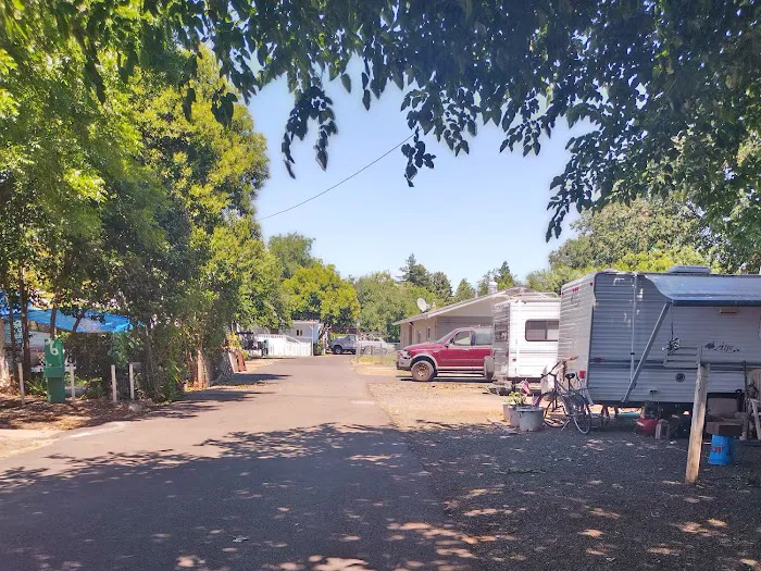 Chico Trailer Haven Picture 6
