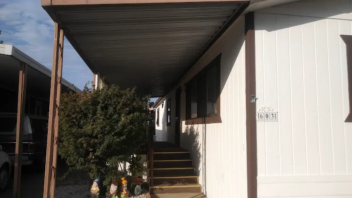 Kentwood Mobile Estates Picture 1