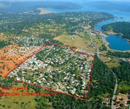 Oaks Senior Community