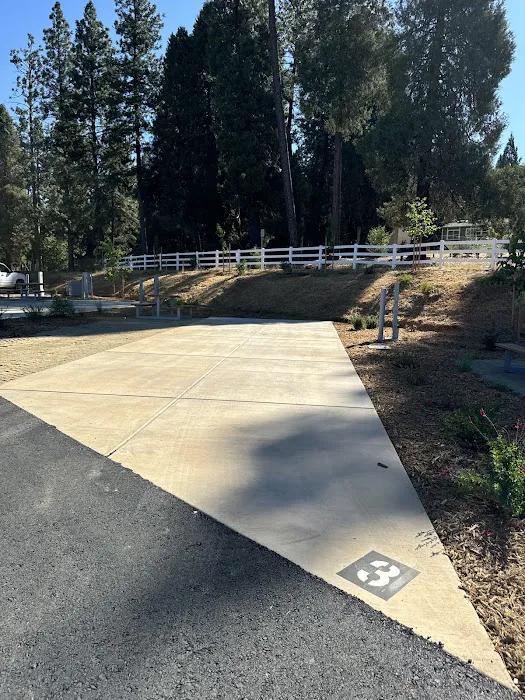 Grass Valley RV Resort Picture 8