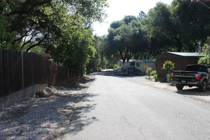 Blackberry Meadows Mobile Home Park Picture 10