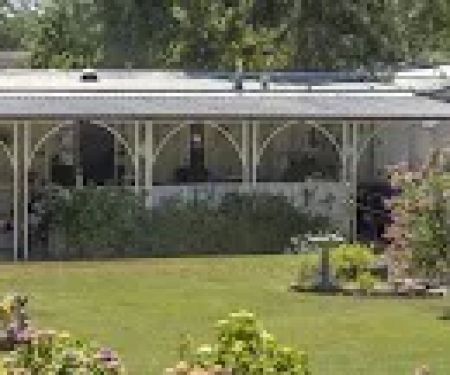 Diamond Springs Mobile Home Park