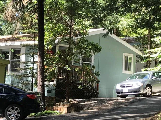 Bonanza Mobile Home Park Picture 4
