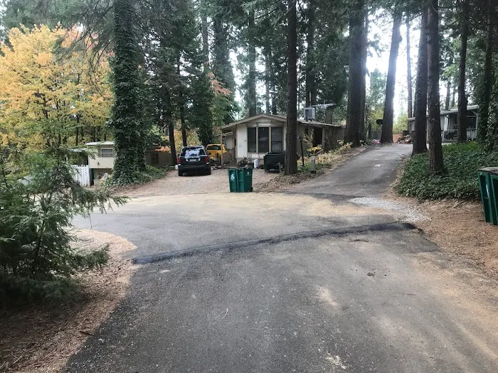 Whispering Pines Mobile Home Park Picture 6