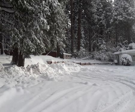 Pinecrest Mobile Home Park