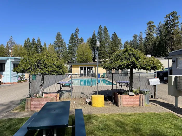 Ponderosa Mobile Estates Picture 2