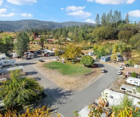 Gold Country Mobile Home & RV Park