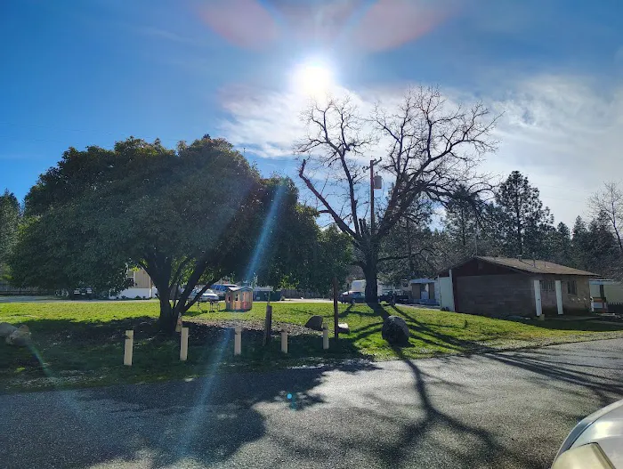Gold Country Mobile Home & RV Park Picture 8