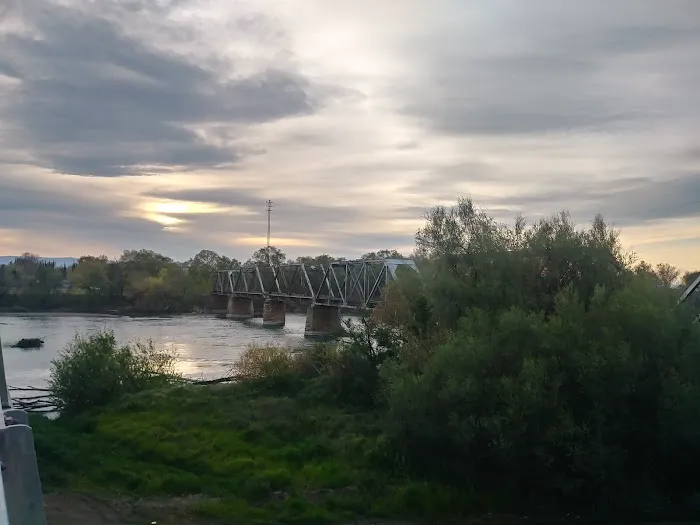 The River Lodge RV Park Picture 10