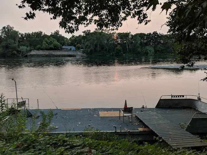 The River Lodge RV Park Picture 9