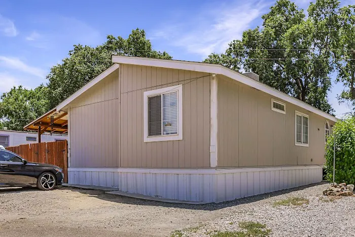Flying A Mobile Home Park Picture 4
