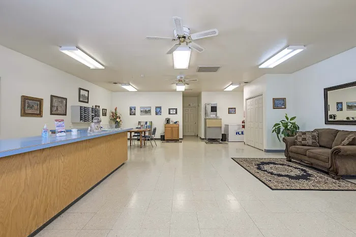 Red Bluff RV Park Picture 5