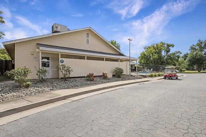 Red Bluff RV Park Picture 4