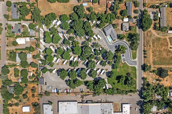 Red Bluff RV Park Picture 3