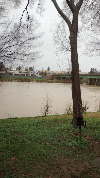 Rivers Edge RV Park Picture 9