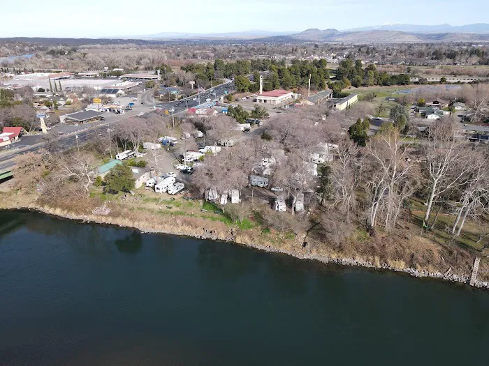 Rivers Edge RV Park Picture 10