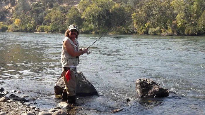 Bend Mobile Home & RV Park Picture 8