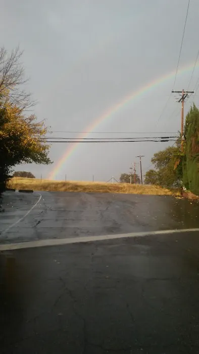 Bend Mobile Home & RV Park Picture 7