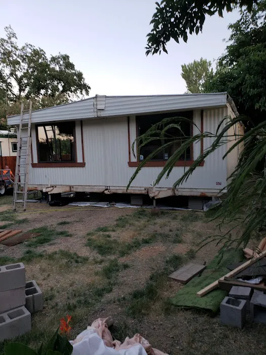 Amberwood Mobile Home Park Picture 7