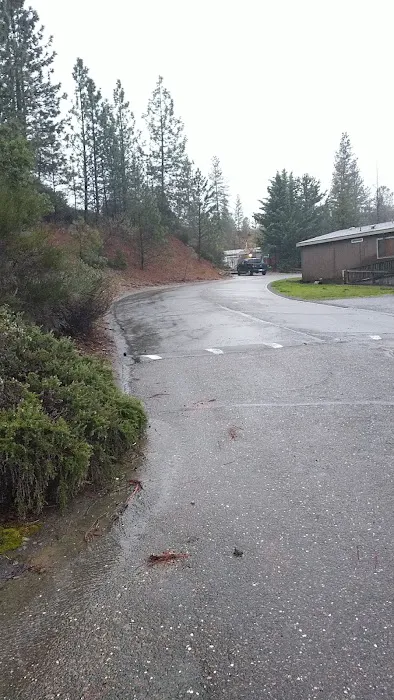 Crystal Caves Mobile Home Park Picture 2