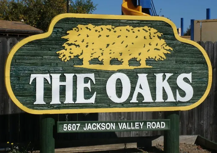 Oaks Home Owners Association Picture 9