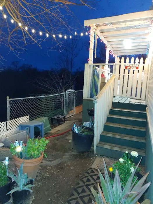 Red Hill Mobile Home Park Picture 5
