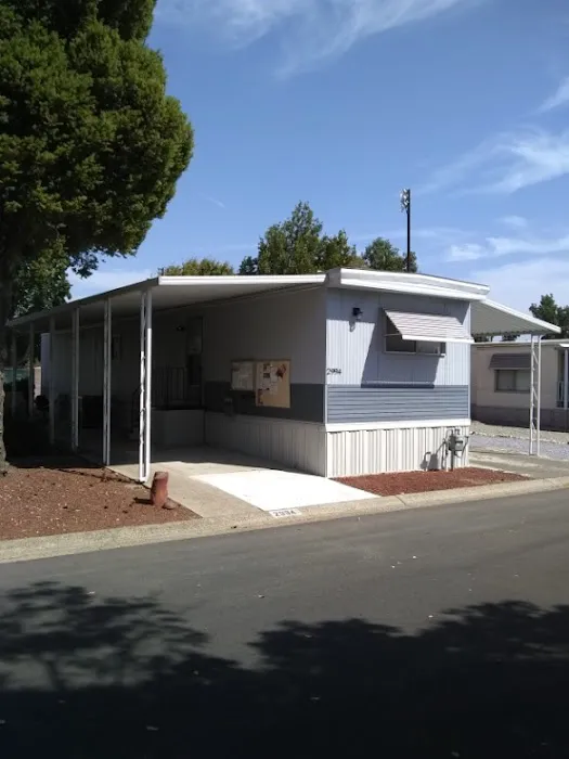 River Park Mobile Estates Picture 7