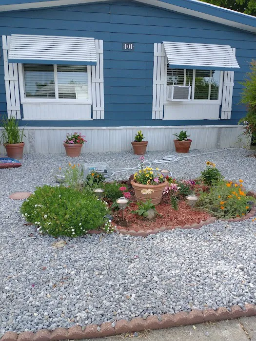 El Rio Estates Picture 1