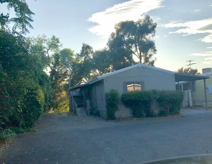 River Breeze Mobile Home Park Picture 4