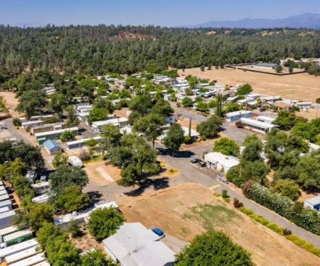 Cottonwood Ridge Manufactured Housing Communing