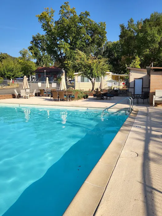 Gold Strike Village Mobile Home Picture 3