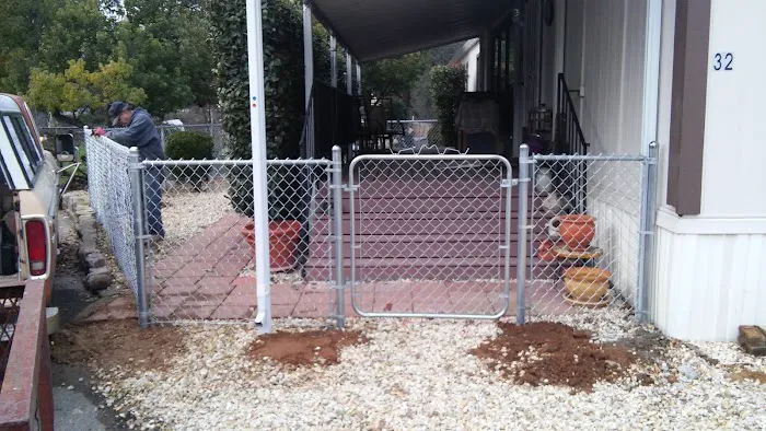 Saffari Mobile Home Park Picture 1