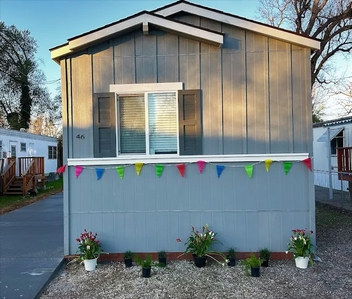 Oak Grove Mobile Home Park (Homes For Sale) Picture 1