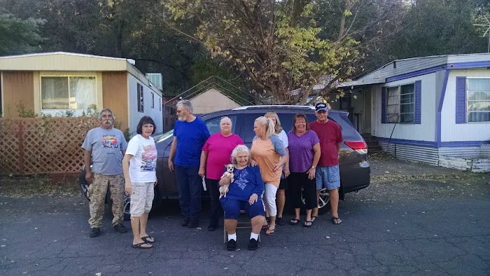 Reddingwood Mobile Home & RV Park Picture 10
