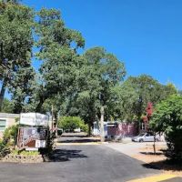 Redding Village Mobile Home Park ico