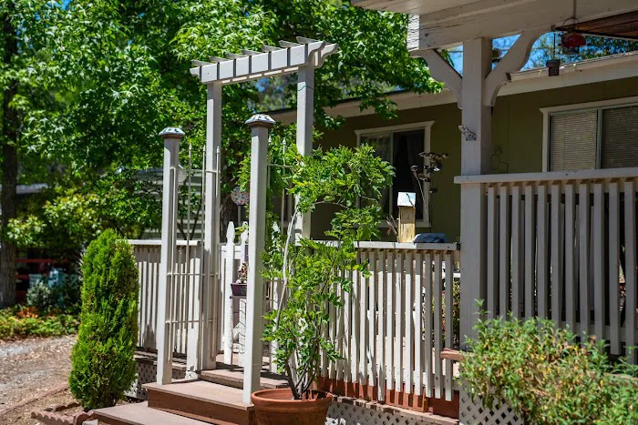 Columbia Sky Mobile Home Estates Picture 5