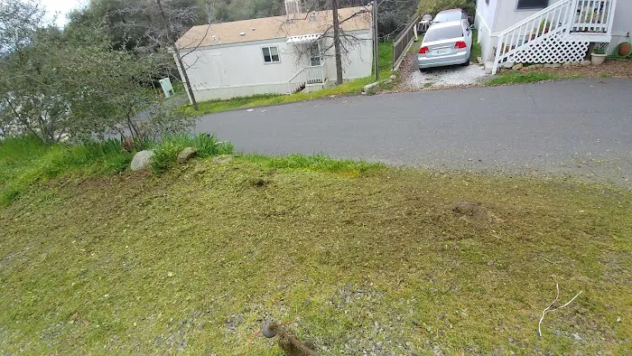 Star Mobile Estates Picture 2