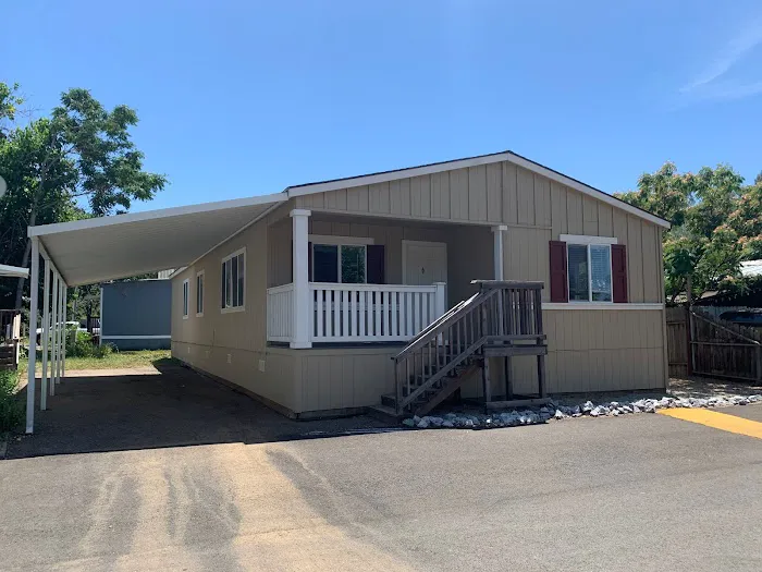Brookside Redding Mobile Home Park Picture 3