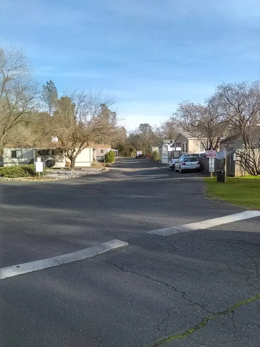 Brookside Redding Mobile Home Park Picture 9