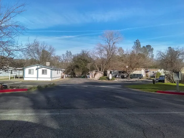 Brookside Redding Mobile Home Park Picture 7